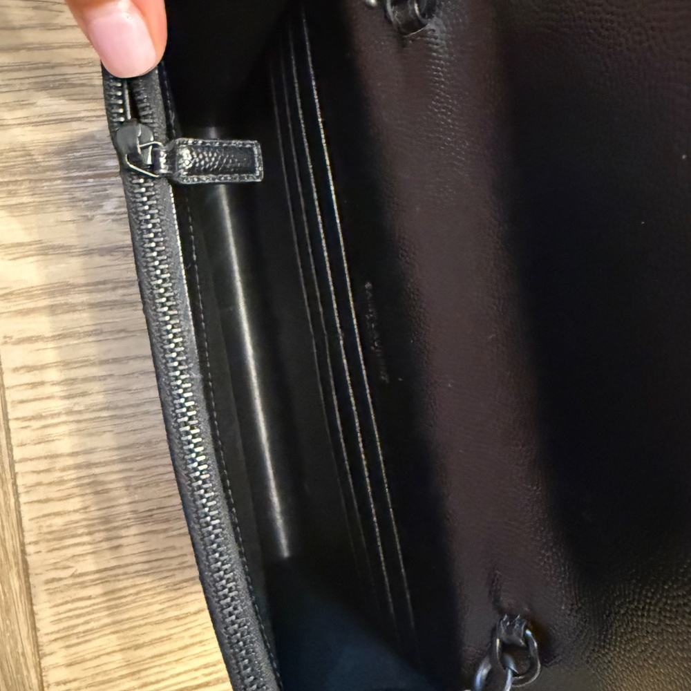 Saint Laurent Cassandre Envelope Chain Wallet - Picture 5 of 7